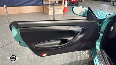Lot 724 - 1999 PORSCHE BOXSTER