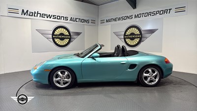 Lot 724 - 1999 PORSCHE BOXSTER
