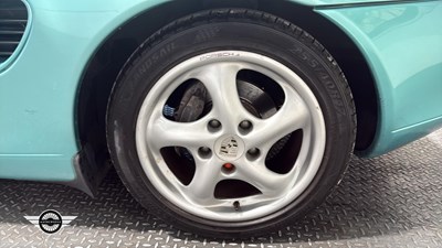 Lot 724 - 1999 PORSCHE BOXSTER
