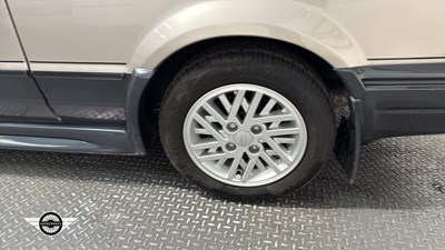Lot 627 - 1990 FORD ESCORT XR3I CONV