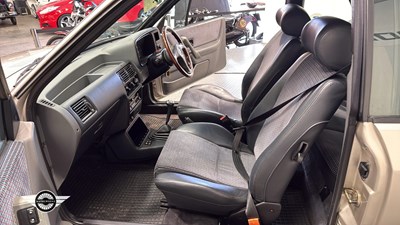 Lot 627 - 1990 FORD ESCORT XR3I CONV