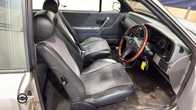 Lot 627 - 1990 FORD ESCORT XR3I CONV