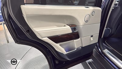 Lot 548 - 2016 LAND ROVER RANGE ROVER AUTOBIO L SDV8