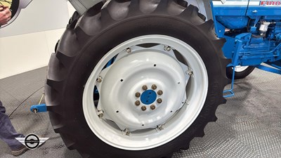Lot 282 - 1975 FORD 5000 TRACTOR