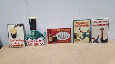 Lot 465 - 5 X SMALL TIN REPRO GUINNESS SIGNS APPROX 12" X 8"