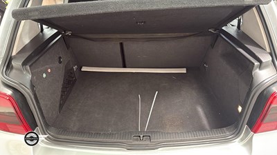 Lot 600 - 2003 VOLKSWAGEN GOLF R32