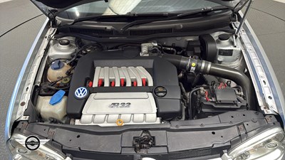 Lot 600 - 2003 VOLKSWAGEN GOLF R32
