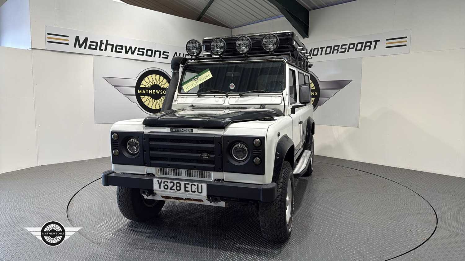 2001 LAND ROVER DEFENDER 1...