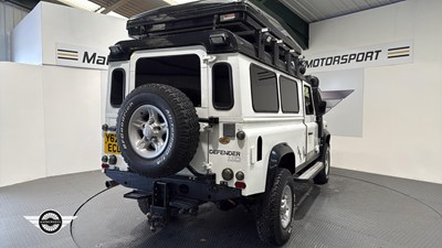 Lot 694 - 2001 LAND ROVER DEFENDER 110 TD5