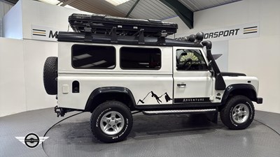 Lot 694 - 2001 LAND ROVER DEFENDER 110 TD5