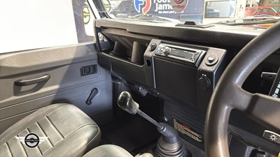 Lot 694 - 2001 LAND ROVER DEFENDER 110 TD5