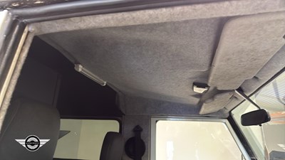 Lot 694 - 2001 LAND ROVER DEFENDER 110 TD5