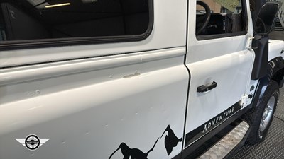 Lot 694 - 2001 LAND ROVER DEFENDER 110 TD5