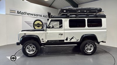 Lot 694 - 2001 LAND ROVER DEFENDER 110 TD5