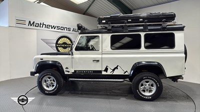 Lot 694 - 2001 LAND ROVER DEFENDER 110 TD5