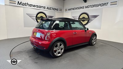 Lot 642 - 2005 MINI MINI COOPER S AUTO