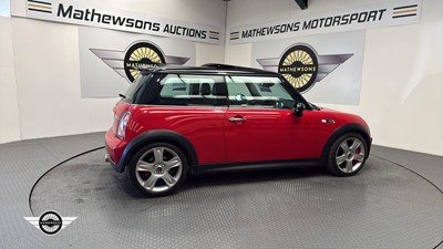 Lot 642 - 2005 MINI MINI COOPER S AUTO