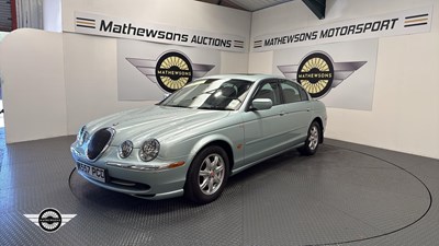 Lot 163 - 2000 JAGUAR S-TYPE V6