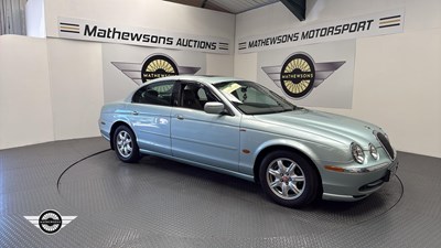 Lot 163 - 2000 JAGUAR S-TYPE V6