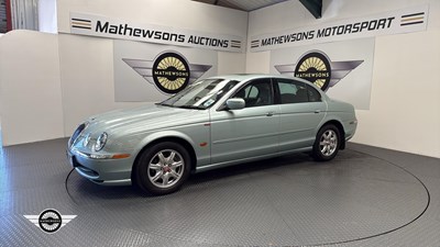 Lot 163 - 2000 JAGUAR S-TYPE V6