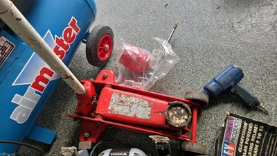 Lot 621 - SELECTION OF GARAGE EQUIPMENT