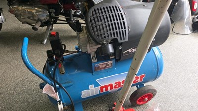 Lot 621 - SELECTION OF GARAGE EQUIPMENT