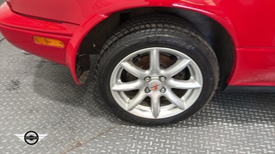 Lot 97 - 1998 MAZDA MX-5