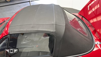 Lot 97 - 1998 MAZDA MX-5