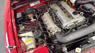 Lot 97 - 1998 MAZDA MX-5