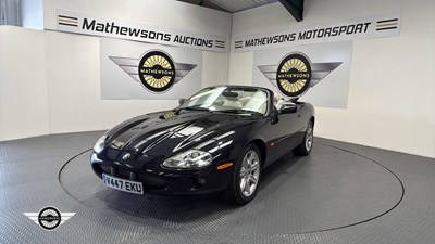 Lot 521 - 1999 JAGUAR XK8 CONVERTIBLE AUTO