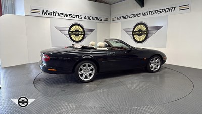 Lot 442 - 1999 JAGUAR XK8 CONVERTIBLE AUTO