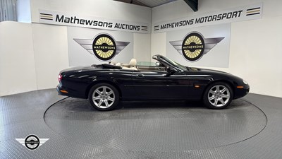 Lot 442 - 1999 JAGUAR XK8 CONVERTIBLE AUTO