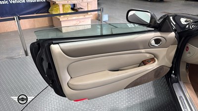 Lot 442 - 1999 JAGUAR XK8 CONVERTIBLE AUTO