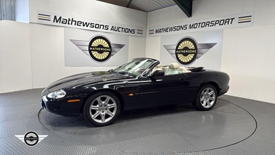 Lot 442 - 1999 JAGUAR XK8 CONVERTIBLE AUTO