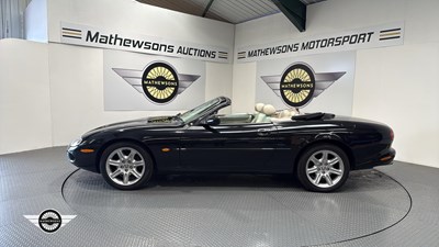 Lot 442 - 1999 JAGUAR XK8 CONVERTIBLE AUTO