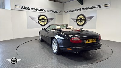 Lot 442 - 1999 JAGUAR XK8 CONVERTIBLE AUTO