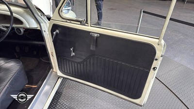 Lot 660 - 1968 MORRIS MINOR 1000