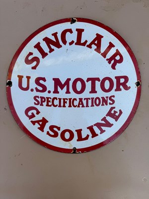 Lot 399 - SINCLAIR GASOLINE REPRO ENAMEL SIGN 12" DIA