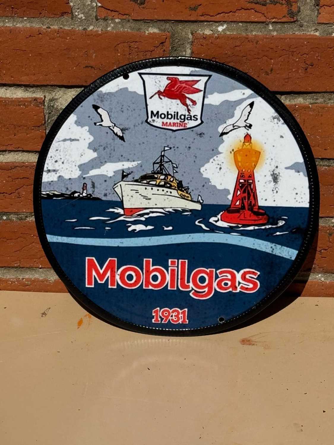 Lot 55 - MOBILGAS MARINE REPRO ENAMEL SIGN 12.3/4" DIA