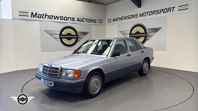 Lot 808 - 1993 MERCEDES 190E AUTO