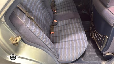 Lot 808 - 1993 MERCEDES 190E AUTO