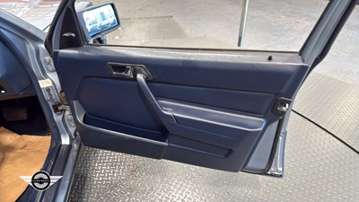 Lot 808 - 1993 MERCEDES 190E AUTO