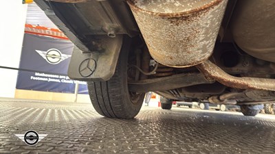 Lot 808 - 1993 MERCEDES 190E AUTO