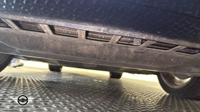 Lot 718 - 2004 MERCEDES SL 350 AUTO
