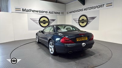 Lot 718 - 2004 MERCEDES SL 350 AUTO
