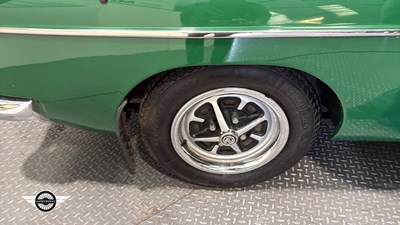 Lot 112 - 1977 MGB ROADSTER