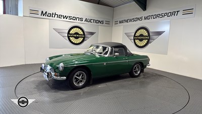 Lot 112 - 1977 MGB ROADSTER