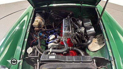Lot 112 - 1977 MGB ROADSTER