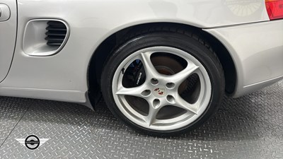 Lot 633 - 2001 PORSCHE BOXSTER