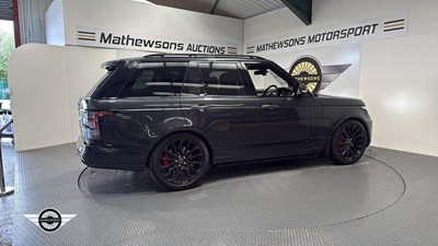 Lot 329 - 2013 LAND ROVER RANGE ROVER VOGUE SE SDV8 4.4